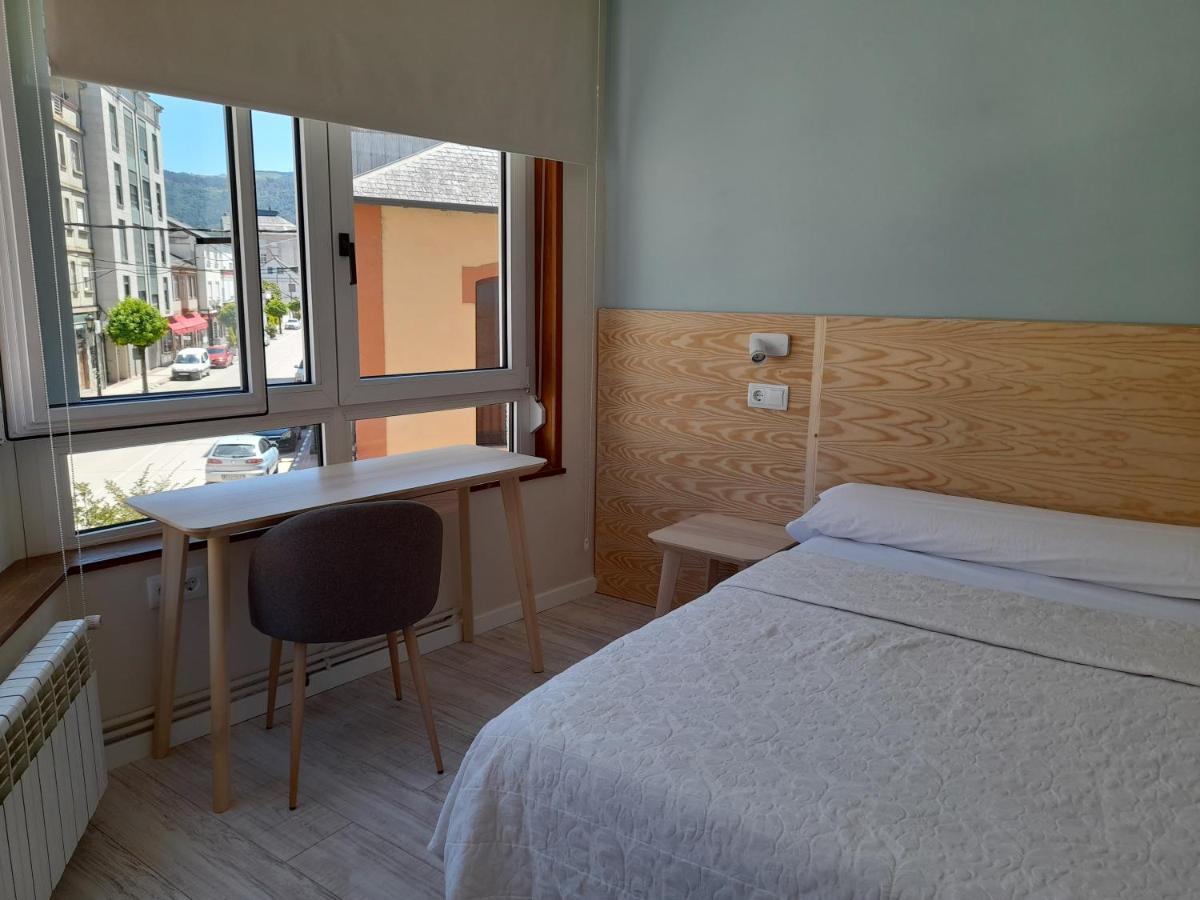 Hostal Quiper Quiroga Exteriör bild